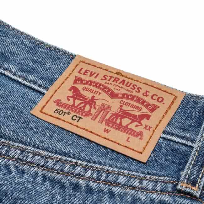 【Levis】501CT 女款經典窄管繡花破洞牛仔褲