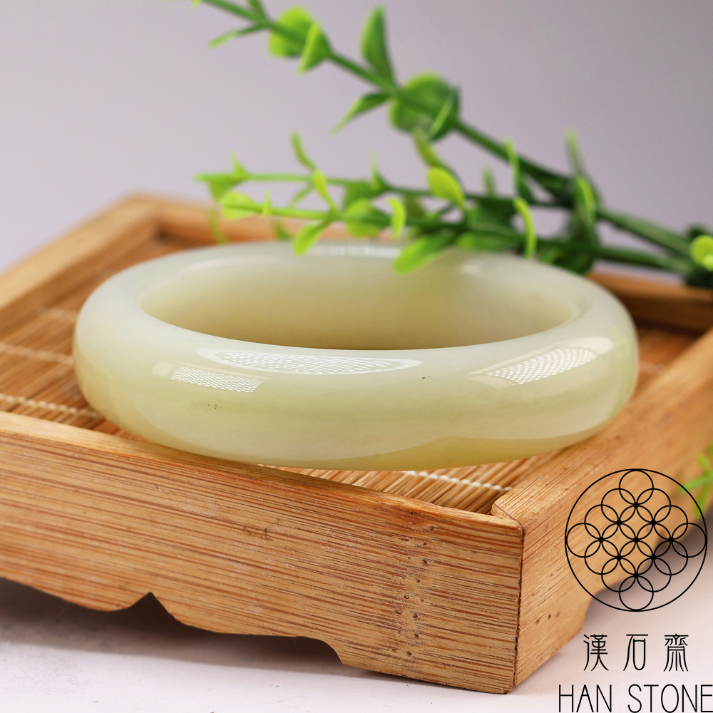 漢石齋 天然和田玉 手鐲玉鐲 黃白玉(手圍19.1/版寬16 漢石齋 天然和田玉 手鐲玉鐲 黃白玉(手圍19.1/版寬16