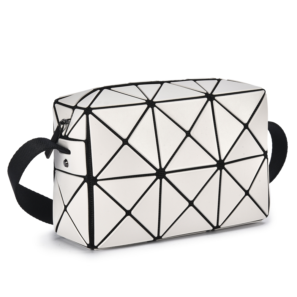 ISSEY MIYAKE 三宅一生 CUBOID 2x3霧面 ISSEY MIYAKE 三宅一生 CUBOID 2x3霧面