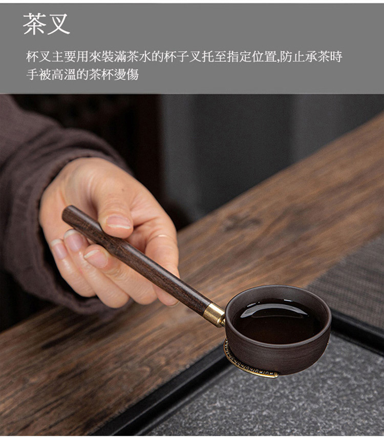 è¶å æ¯åä¸»è¦ç¨ä¾è£æ»¿è¶æ°´çæ¯å­åæè³æå®ä½ç½®,é²æ­¢æ¿è¶æ æè¢«é«æº«çè¶æ¯çå· 