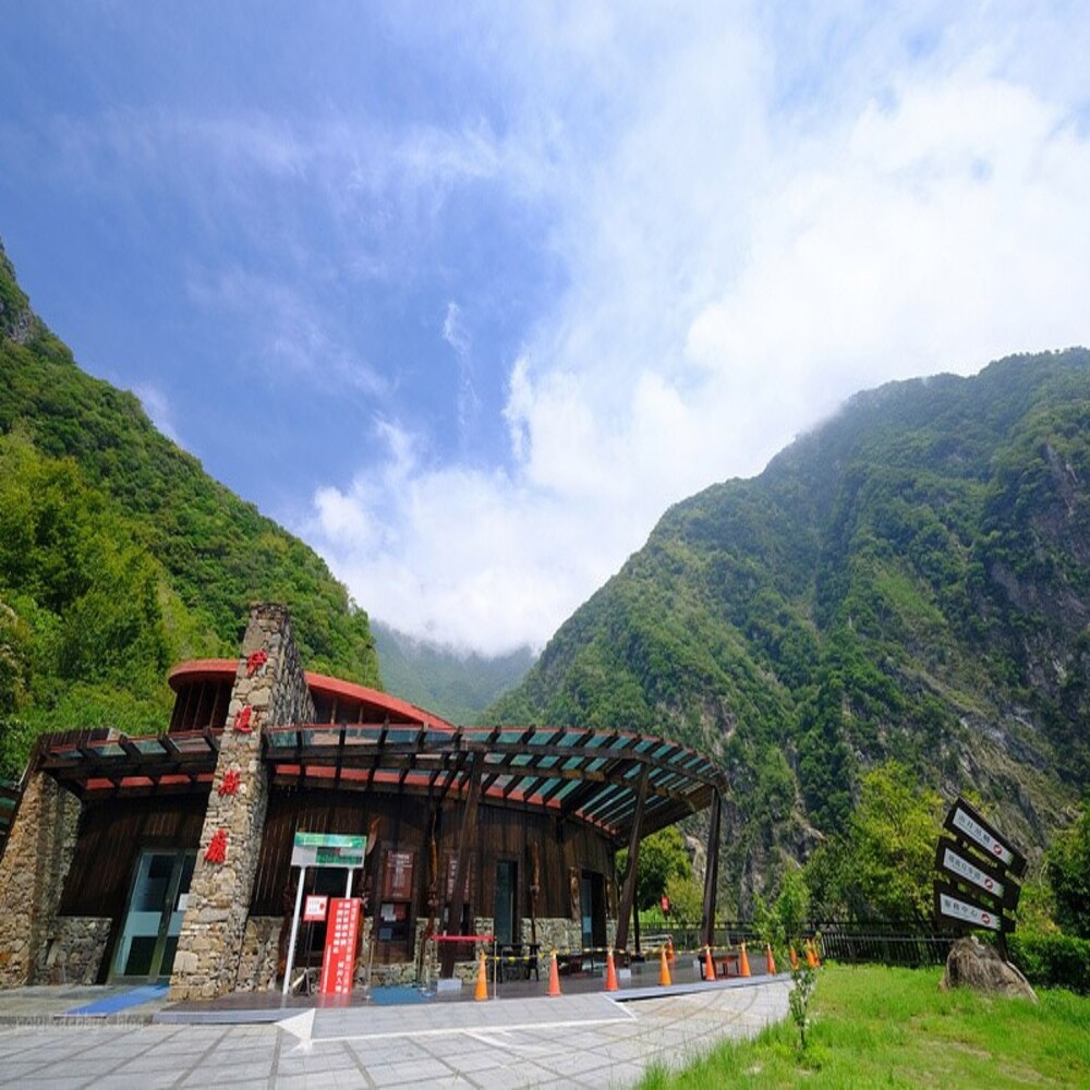 花蓮理想大地渡假飯店 最美的西班牙建築運河渡假村二日遊(花蓮