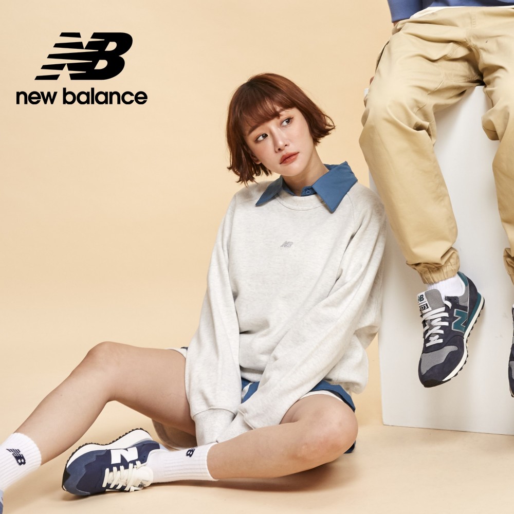 NEW BALANCE 無肩線圓領長袖上衣_AWT31500