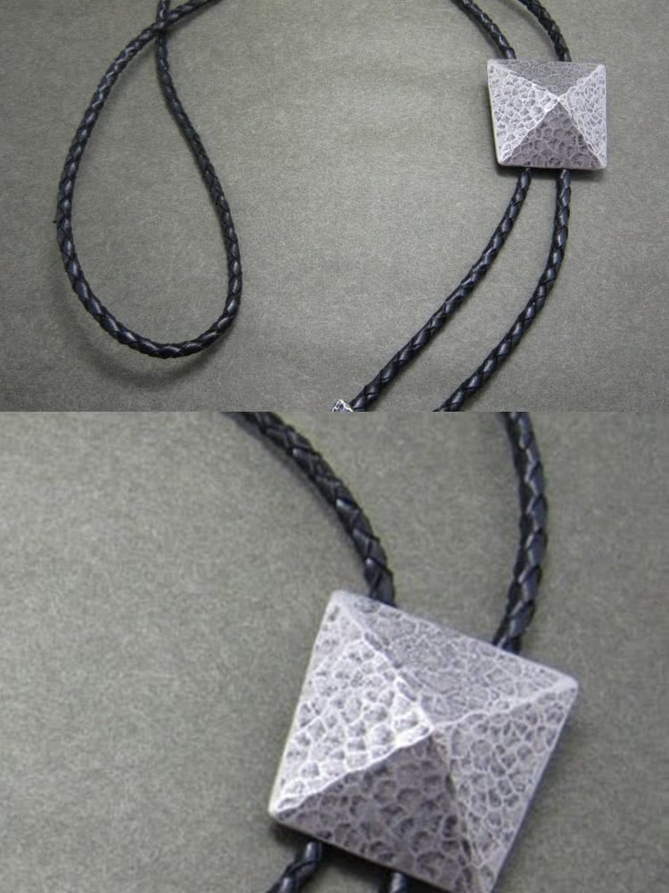 米蘭精品 Bolo tie波洛領帶(鍍古銀鍛打紋理金字塔美式