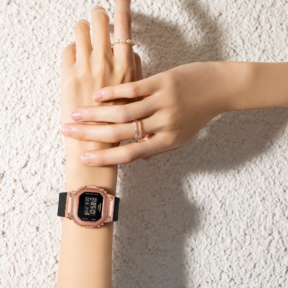 CASIO 卡西歐 高質感風格輕盈舒適方形時尚腕錶 38.4