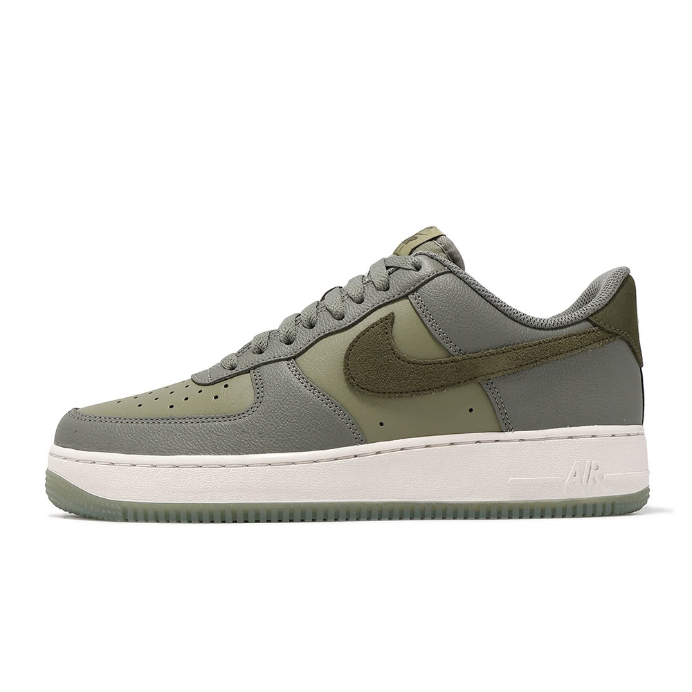 NIKE 耐吉 休閒鞋 Air Force 1 07 LV8