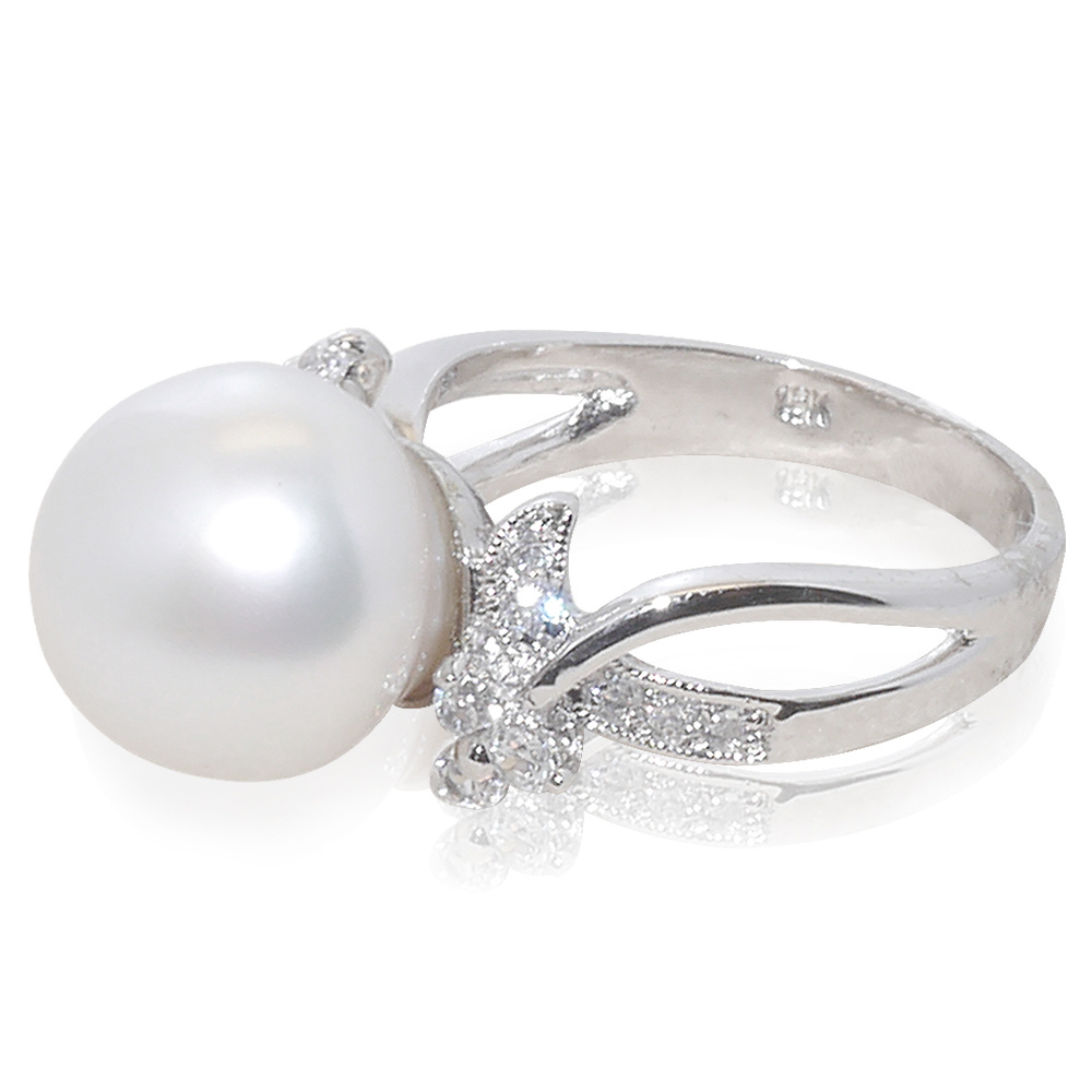 小樂珠寶 點綴小花正圓南洋深海貝珍珠戒指(送情人好美都是國際