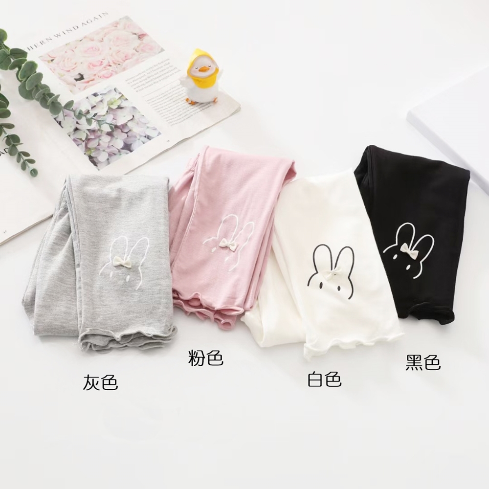 粉色 灰色 白色 黑色 