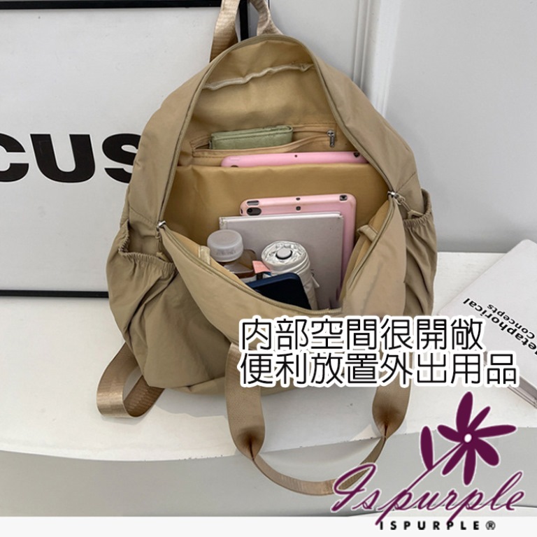 內部空間很開敞 便利放置外出用品 