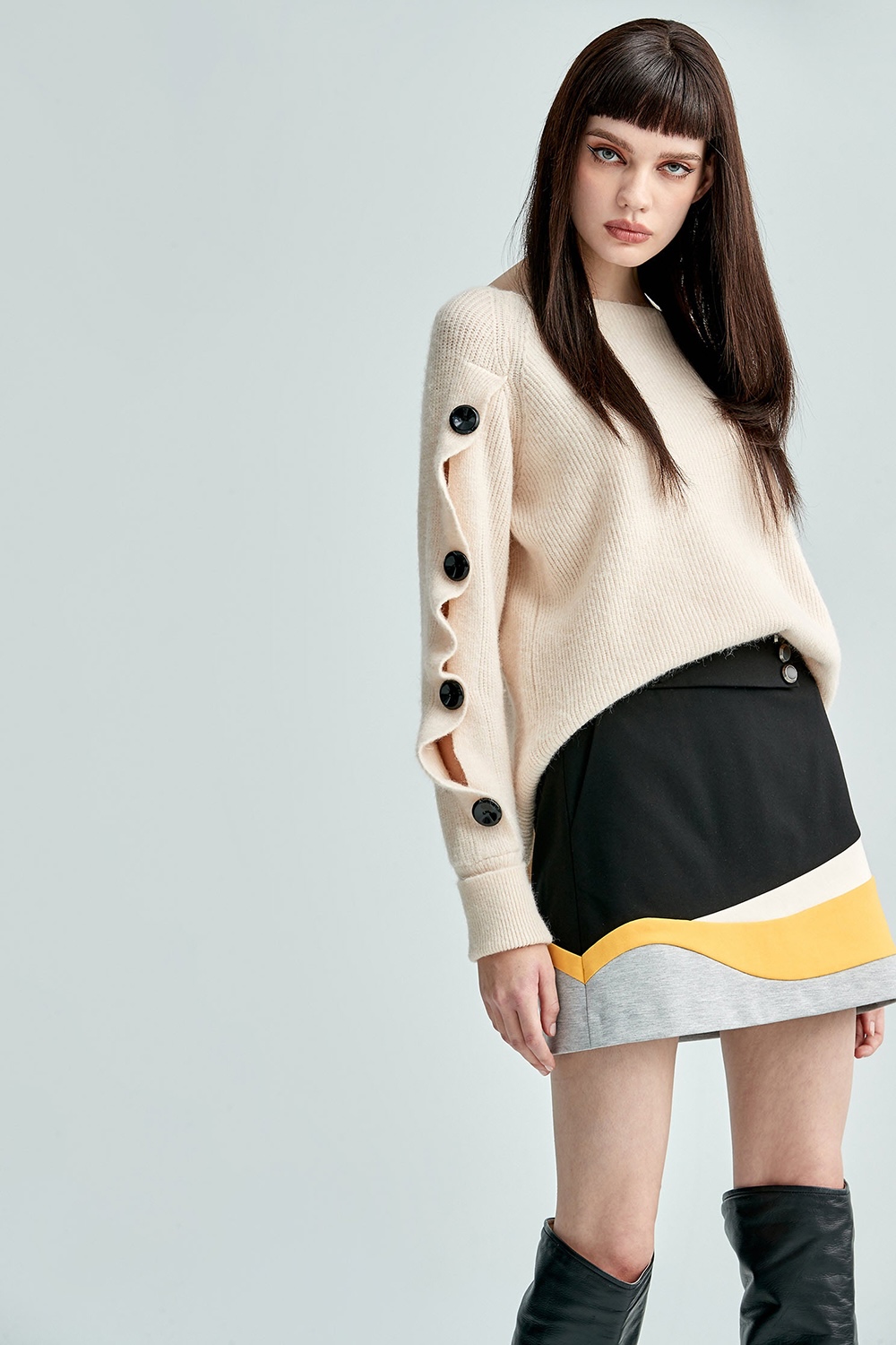 iROO 海帶波浪袖針織上衣好評推薦