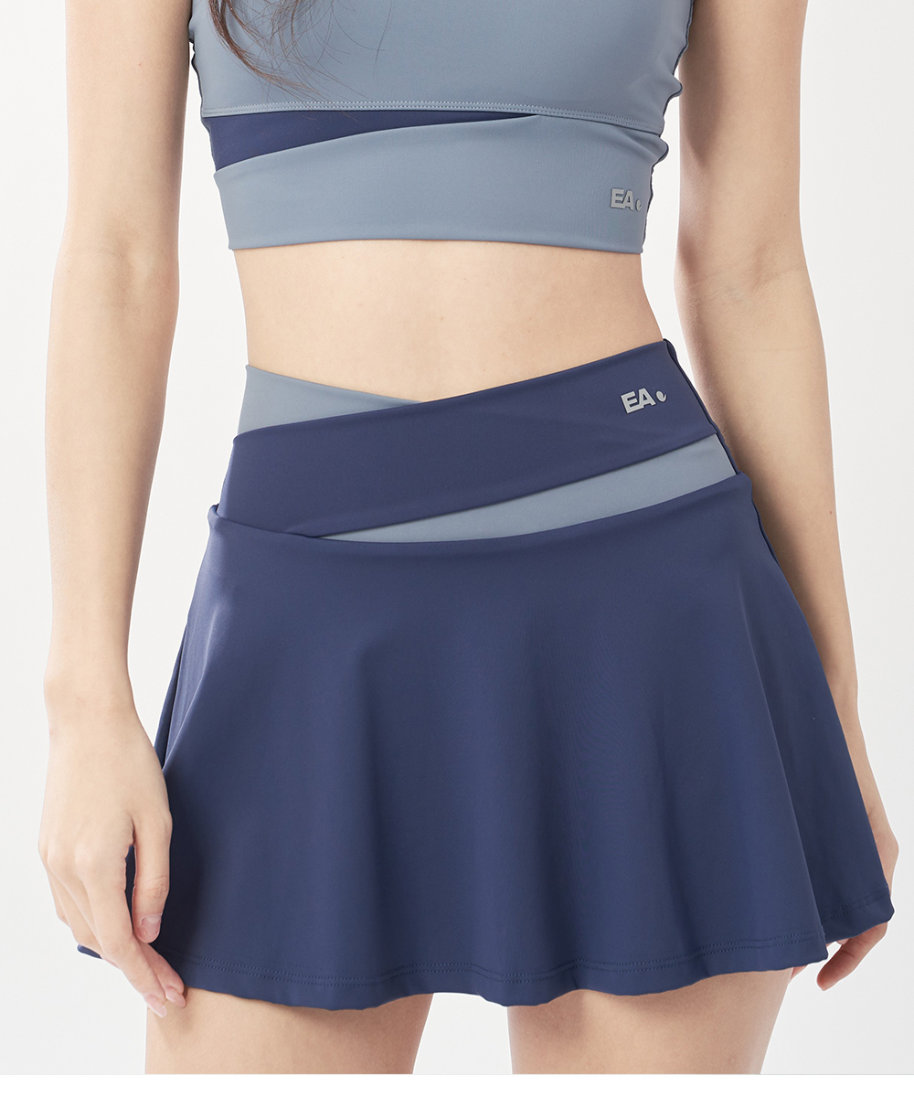 ELLE ACTIVE 女款 兩色拼接彈力短裙/褲裙-藍色(