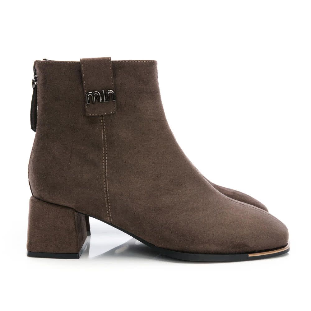 GDC 麂皮感名媛風格氣質短靴-摩卡棕(428694-14) GDC 麂皮感名媛風格氣質短靴-摩卡棕(428694-14)