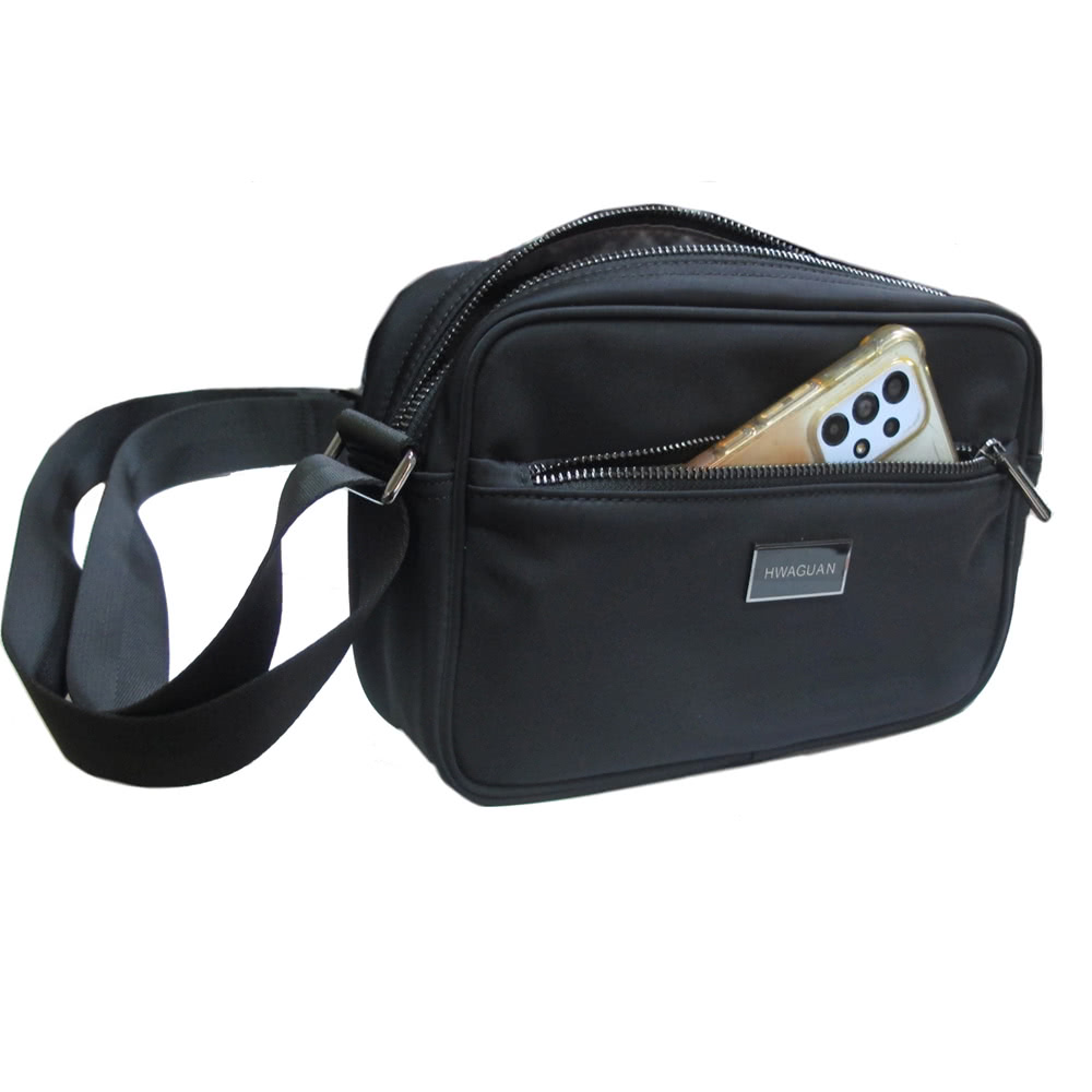 EYE HWAGUAN時尚輕量精緻超耐橫包(側背包中)優惠推 EYE HWAGUAN時尚輕量精緻超耐橫包(側背包中)優惠推