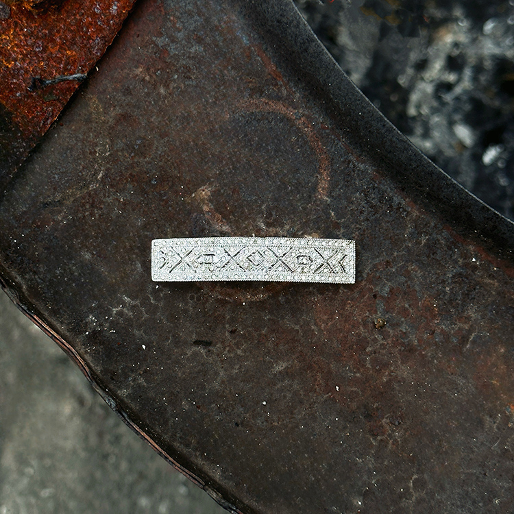 MOON MOON ACC. |彈簧夾|篤定 • 鋯石長方形 MOON MOON ACC. |彈簧夾|篤定 • 鋯石長方形