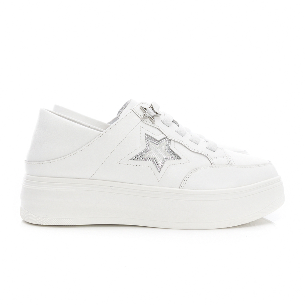 GDC 雙星造型厚底彈力繫帶休閒鞋-白(426232-11) GDC 雙星造型厚底彈力繫帶休閒鞋-白(426232-11)