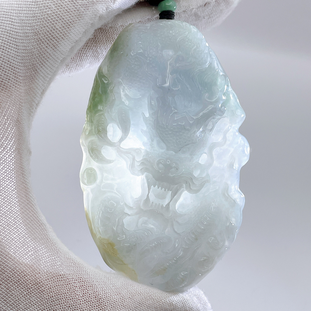 琪臻珠寶 天然A貨翡翠糯冰種龍吟天下神獸雕刻吊墜(神龍擺尾_