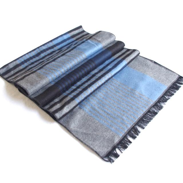 經典時尚100%蠶絲保暖圍巾(藍灰條紋)網路狂銷