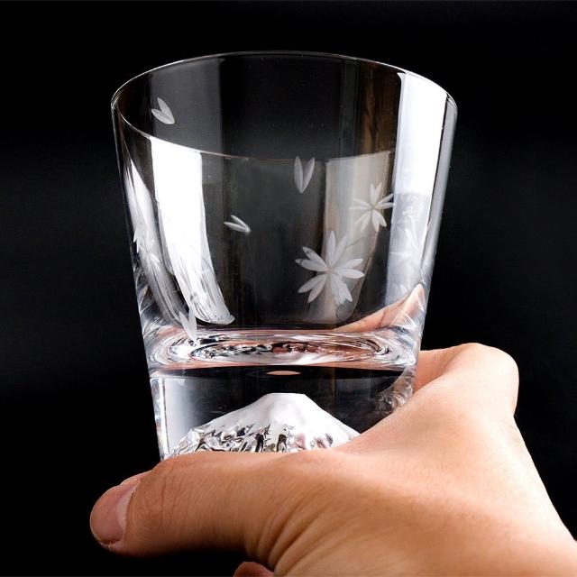 田島硝子 富士山杯櫻花限量款威士忌杯隨飲料變色酒杯 Tg16 015 Rs Momo購物網 田島硝子 富士山杯櫻花限量款威士忌杯隨飲料變色酒杯 Tg16 015 Rs Momo購物網