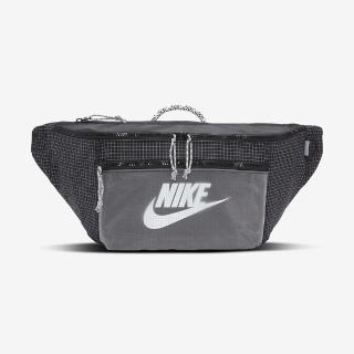 【NIKE 耐吉】TECH WAIST BAG 斜背包 大腰包 黑色(CV1411-010)