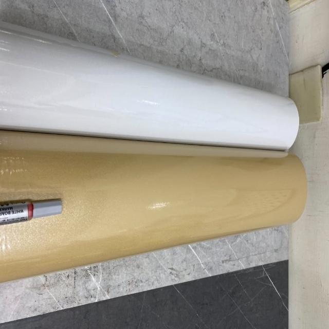 【鴻民壁紙】加厚PVC防水烤漆面自黏家具翻新貼壁紙(防水 好清潔 自黏好方便)