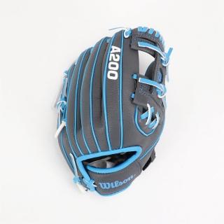 【WILSON】Wilson A200 兒童 守備手套 壘球 棒球 內野 外野 10吋 正手 灰藍(WTA02RB19AS)