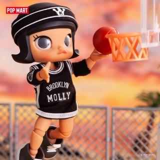 【POPMART 泡泡瑪特】Molly茉莉女孩 籃球BJD大型公仔(單入隨機款)