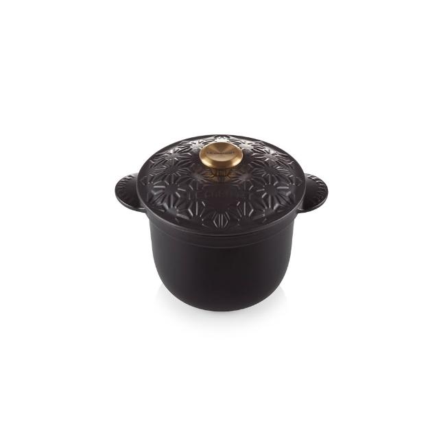 【Le Creuset】和風繪萬用窈窕琺瑯鑄鐵鍋 18(沉靜黑/杏仁奶茶/棉花白 3色選1)