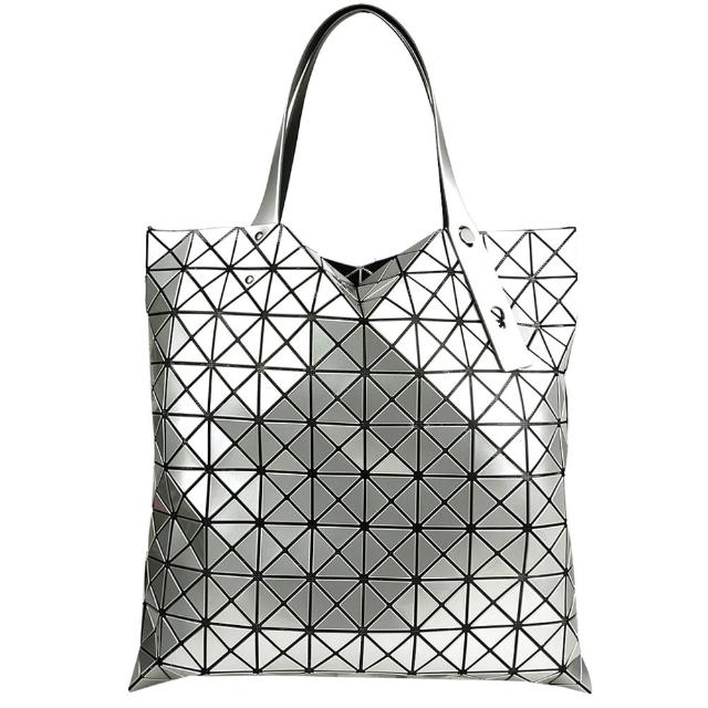【ISSEY MIYAKE 三宅一生】BAOBAO 10x10光澤感亮面肩背包(任選)