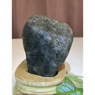 【Cocozy世界水晶原礦】黑拉長紫黃藍彩光石(滾筒拋光)