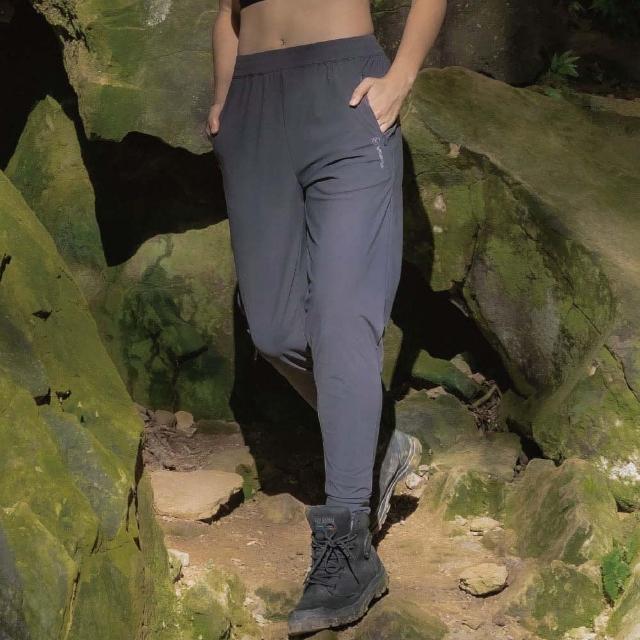 【WOAWOA】冰絲速乾束口登山褲-男女款│黑/灰/藍(運動褲 登山褲 抗UV 吸濕排汗 冰絲褲 涼感褲 11661479)