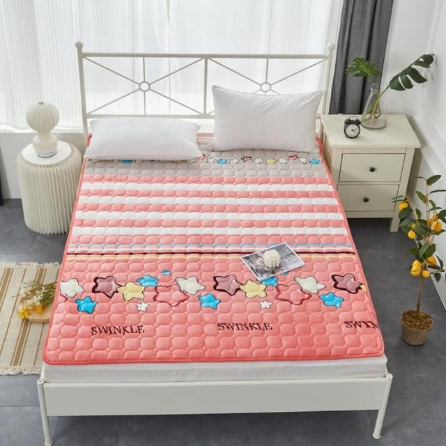 【寢聚 Sleep Club】蓄熱法蘭絨床墊 保暖墊 單人/雙人/加大任選(法蘭絨 床墊 日式床墊 軟床墊 床包 暖墊)