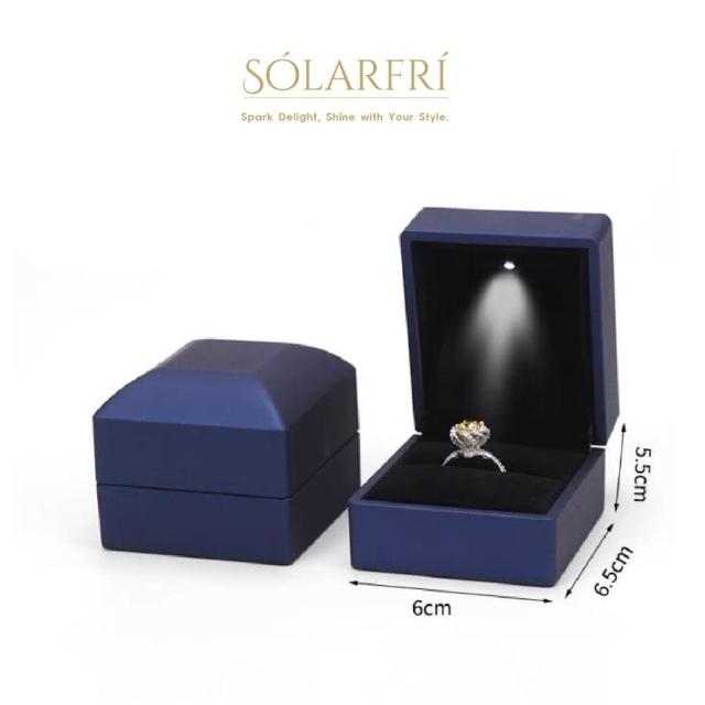 【SOLARFRi】LED燈鑽戒指盒首飾盒 方型優雅氣質感(求婚 訂婚 生日 情人節 七夕 女朋友 老婆 禮物 多色款)