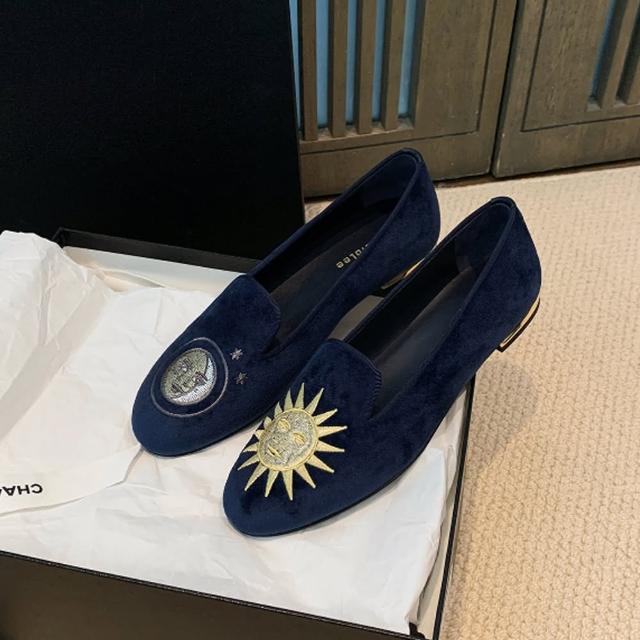 【JP Queen New York】精緻刺繡淺口顯瘦絨面平底豆豆鞋娃娃鞋(4款可選)