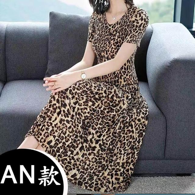 【K.W.】MOMO限定春夏季韓國三宅壓褶褶皺洋裝(壓褶/中大尺碼/修身/輕薄/小香風)