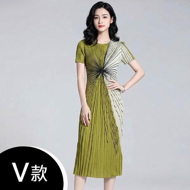 【K.W.】MOMO限定春季新品韓國簡約三宅風輕褶衣洋裝(壓褶 中大尺碼 短袖 輕薄 小香風)