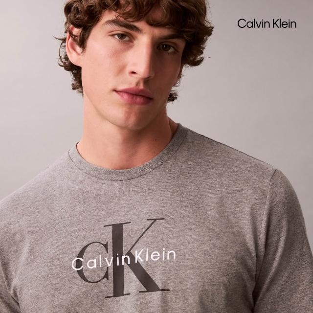 【CALVIN KLEIN】官方旗艦館 男女Monogram經典T恤 圓領 短袖