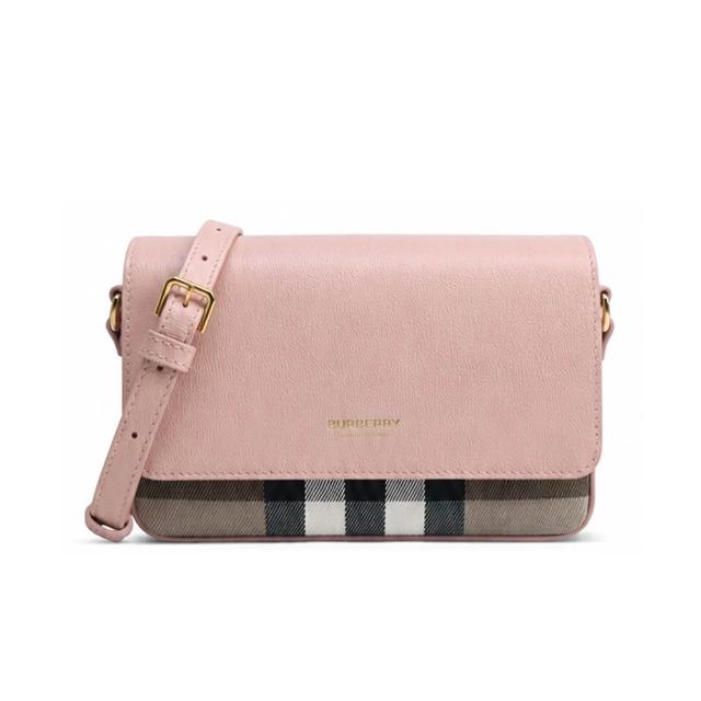 【BURBERRY 巴寶莉】BURBERRY Hampshire 經典格紋翻蓋斜背包(任選)