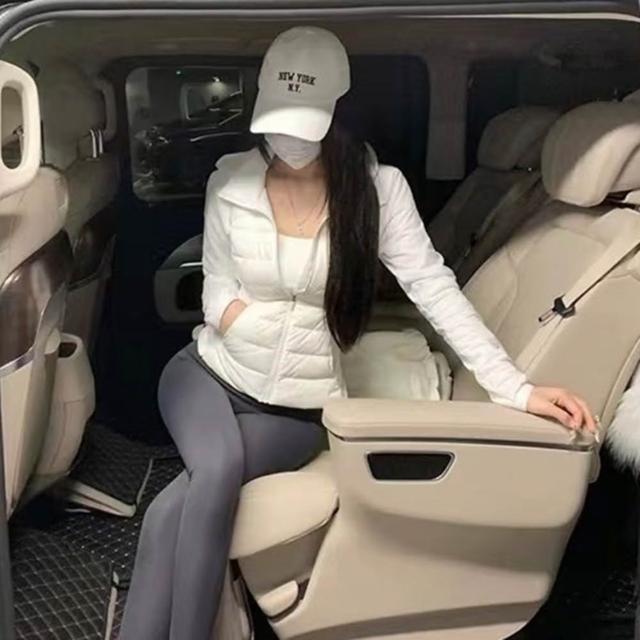 【巴黎精品】現貨+預購 真90%輕羽絨外套白鴨絨運動外套顯瘦保暖輕便羽絨衣(休閒簡約戶外女外套3款b1a59 C)
