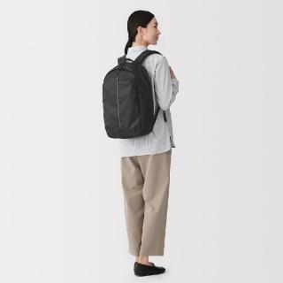 【MUJI 無印良品】可減輕肩膀負擔撥水加工商務後背包(圓形)